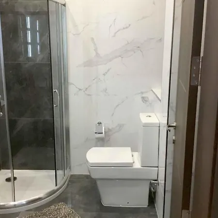 Bright And Nicely Furnished 2 Bedroom Minutes Away From Gozo Ferry Gz-jtan1-1 شقة غاينسييليم